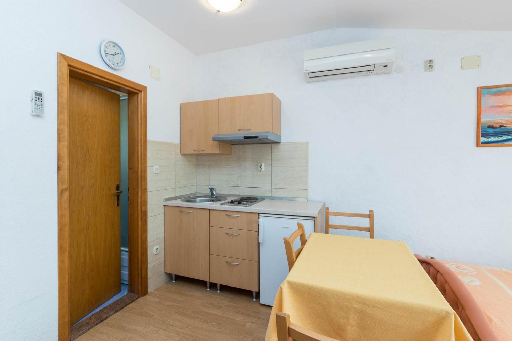 Apartments Cipetic Kaštela Esterno foto